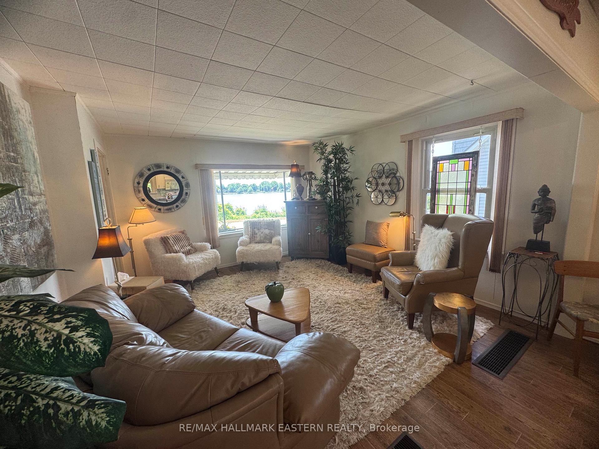 Photo 15 of 63 Edgewater Boulevard, Peterborough, Ashburnham Ward 4 — HOMEH