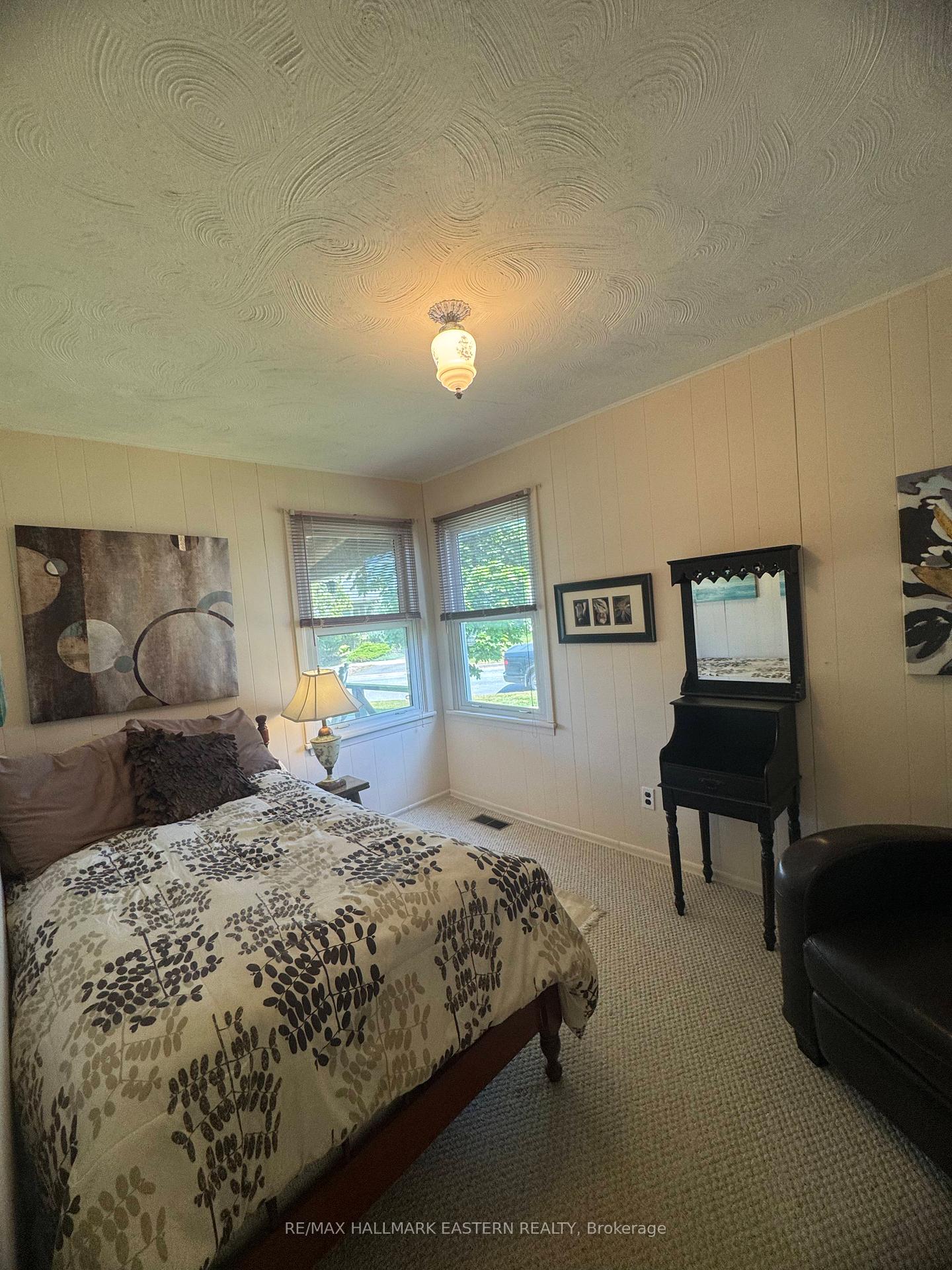 Photo 18 of 63 Edgewater Boulevard, Peterborough, Ashburnham Ward 4 — HOMEH