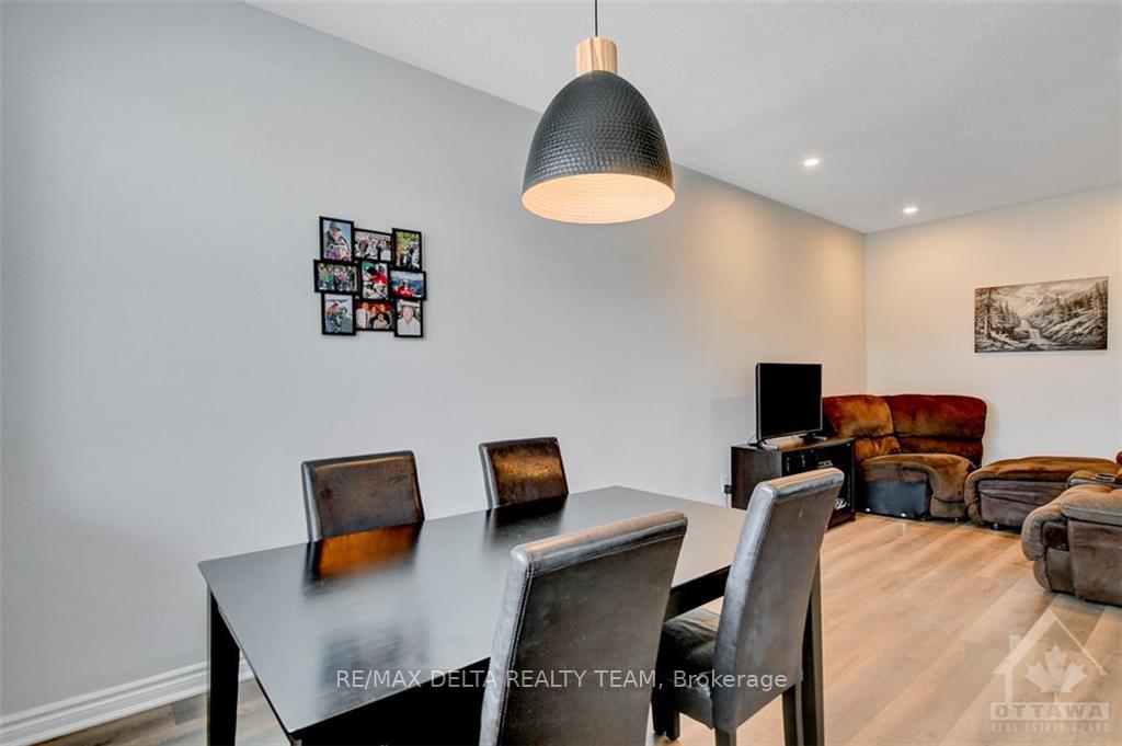 Photo 6 of 580 Catleaf Row, Ottawa, Avalon West — HOMEH