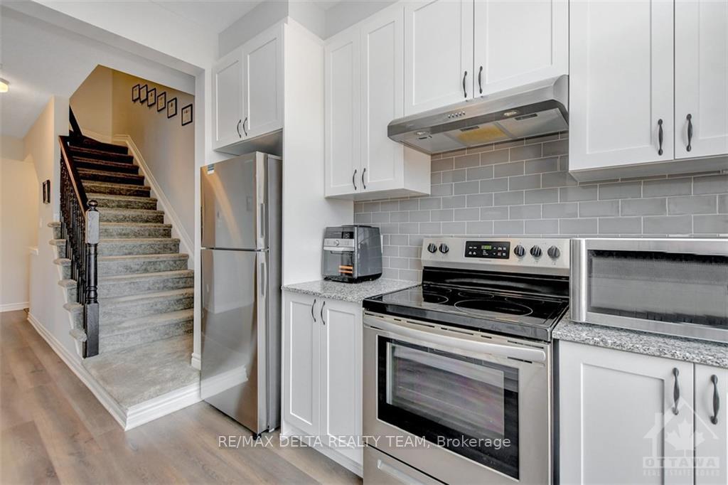 Photo 9 of 580 Catleaf Row, Ottawa, Avalon West — HOMEH