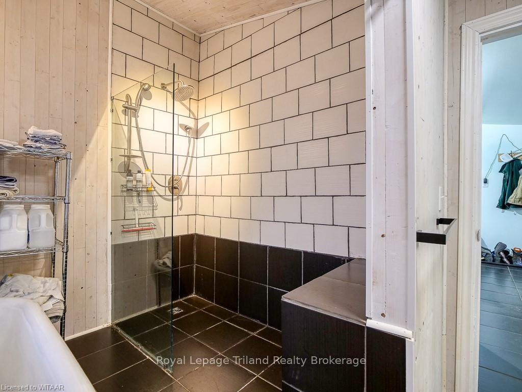 Photo 17 of 1253 Norfolk County Road 28, Norfolk, Frogmore — HOMEH