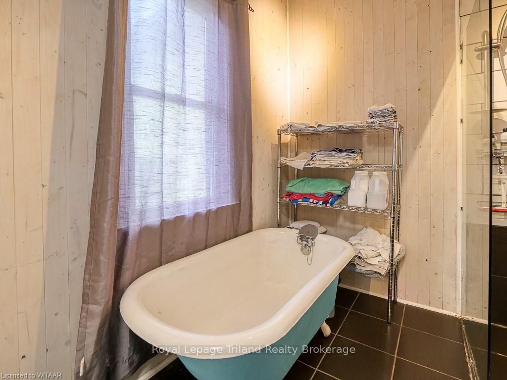 Photo 18 of 1253 Norfolk County Road 28, Norfolk, Frogmore — HOMEH