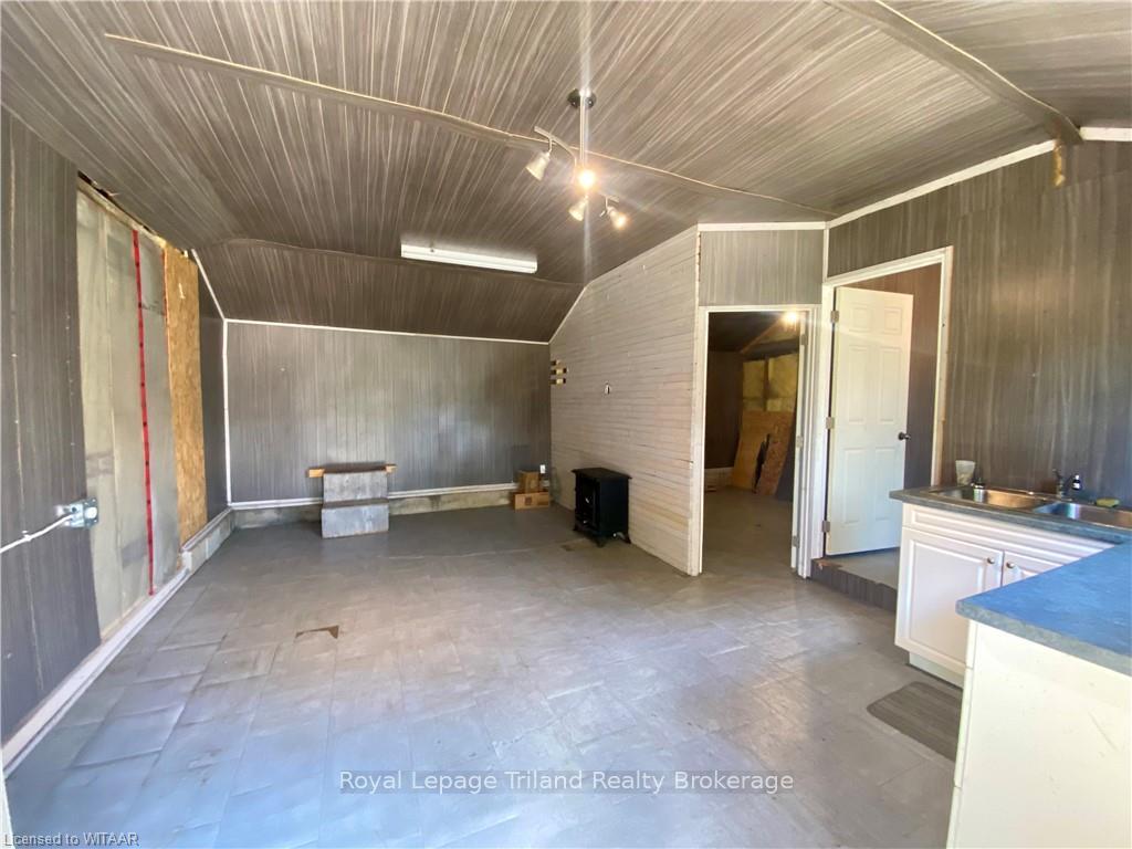 Photo 23 of 1253 Norfolk County Road 28, Norfolk, Frogmore — HOMEH