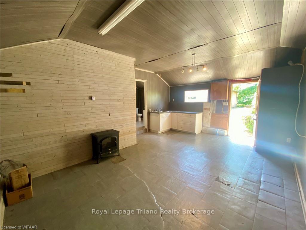 Photo 25 of 1253 Norfolk County Road 28, Norfolk, Frogmore — HOMEH