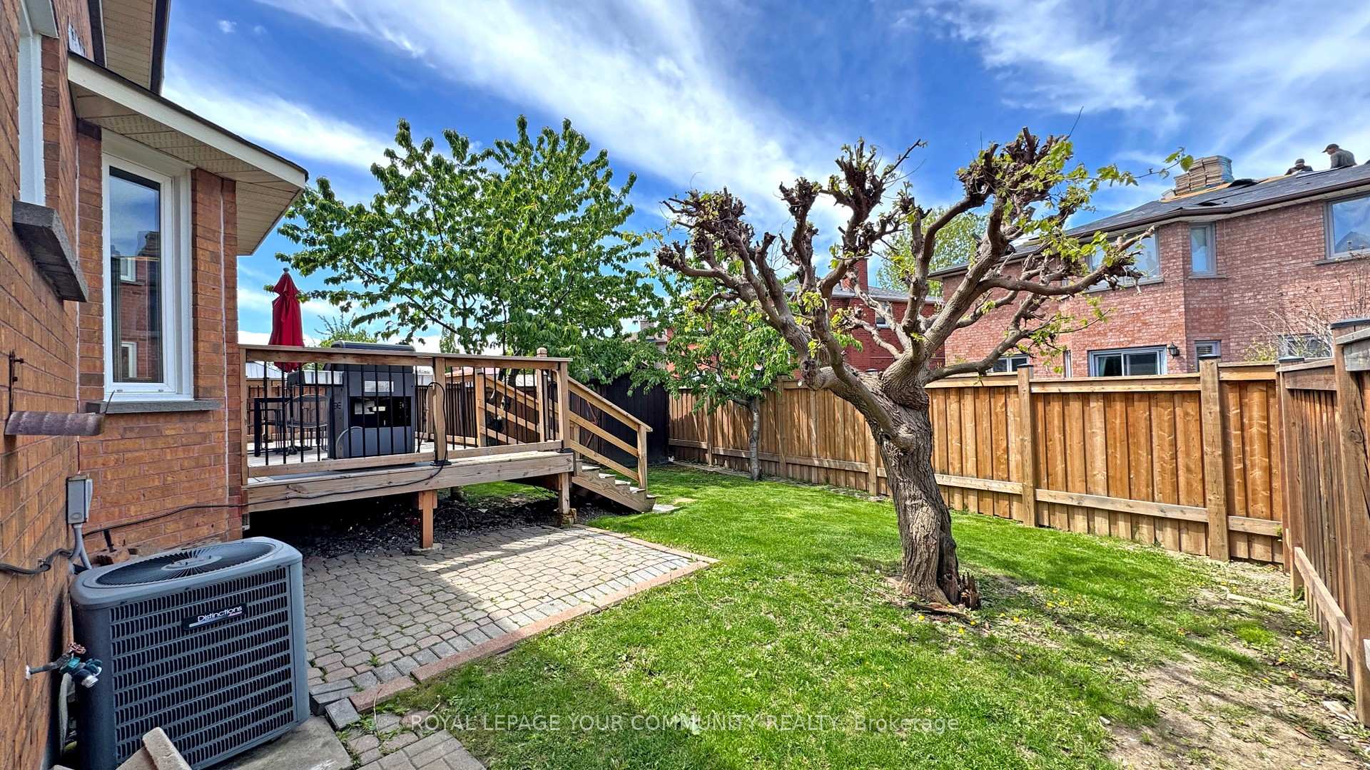 Photo 20 of 403 Belview Avenue, Vaughan, East Woodbridge — HOMEH