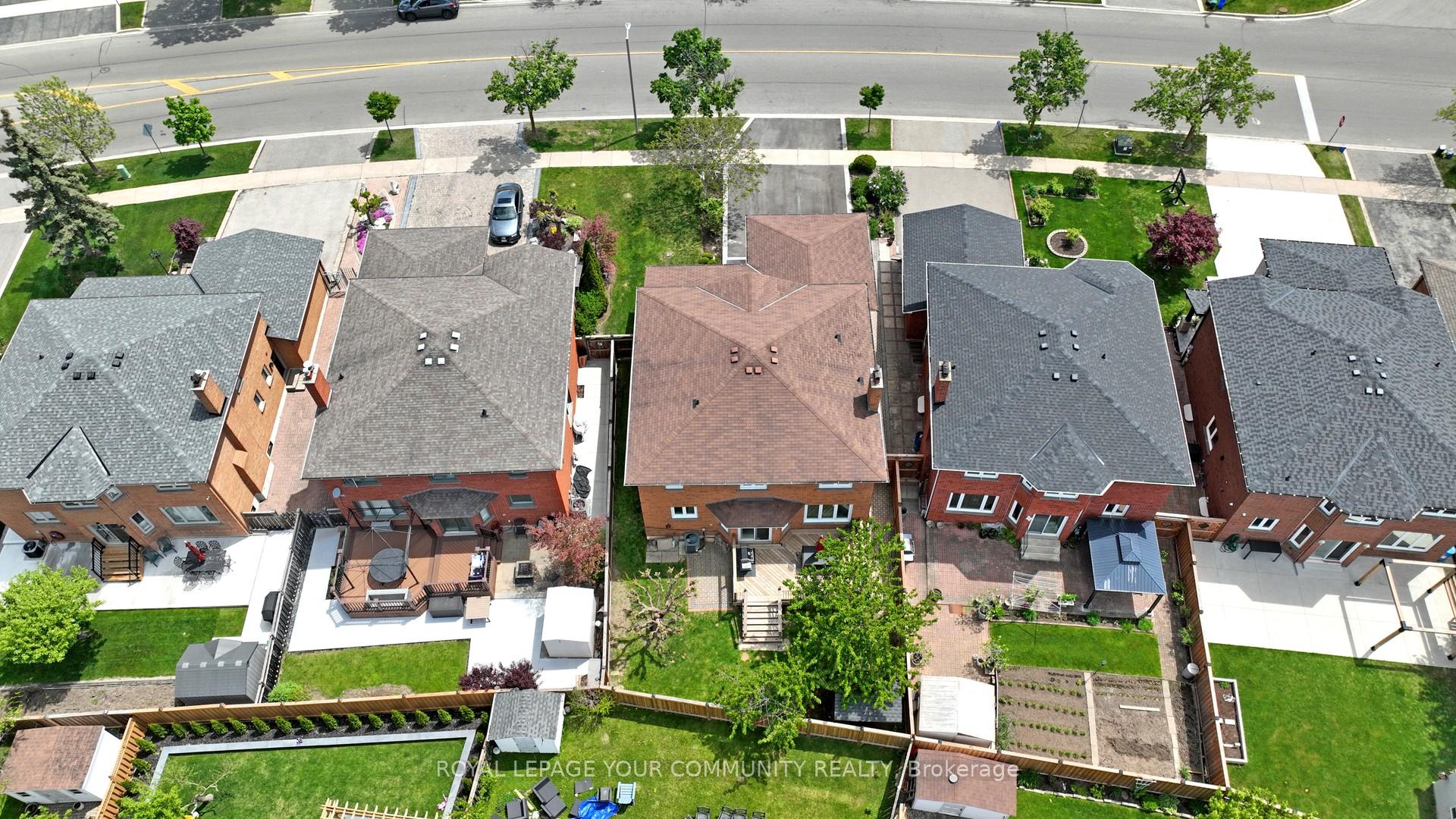 Photo 23 of 403 Belview Avenue, Vaughan, East Woodbridge — HOMEH