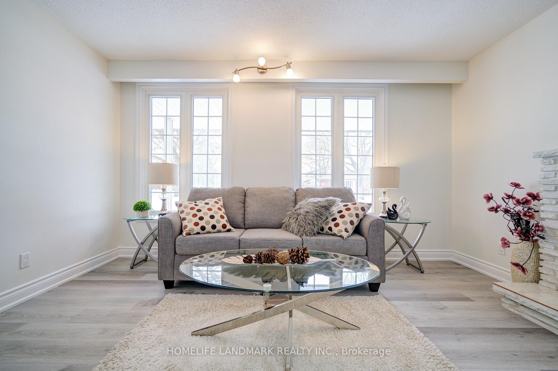 Photo 7 of 1323 Fundy Court, Oshawa, Lakeview — HOMEH