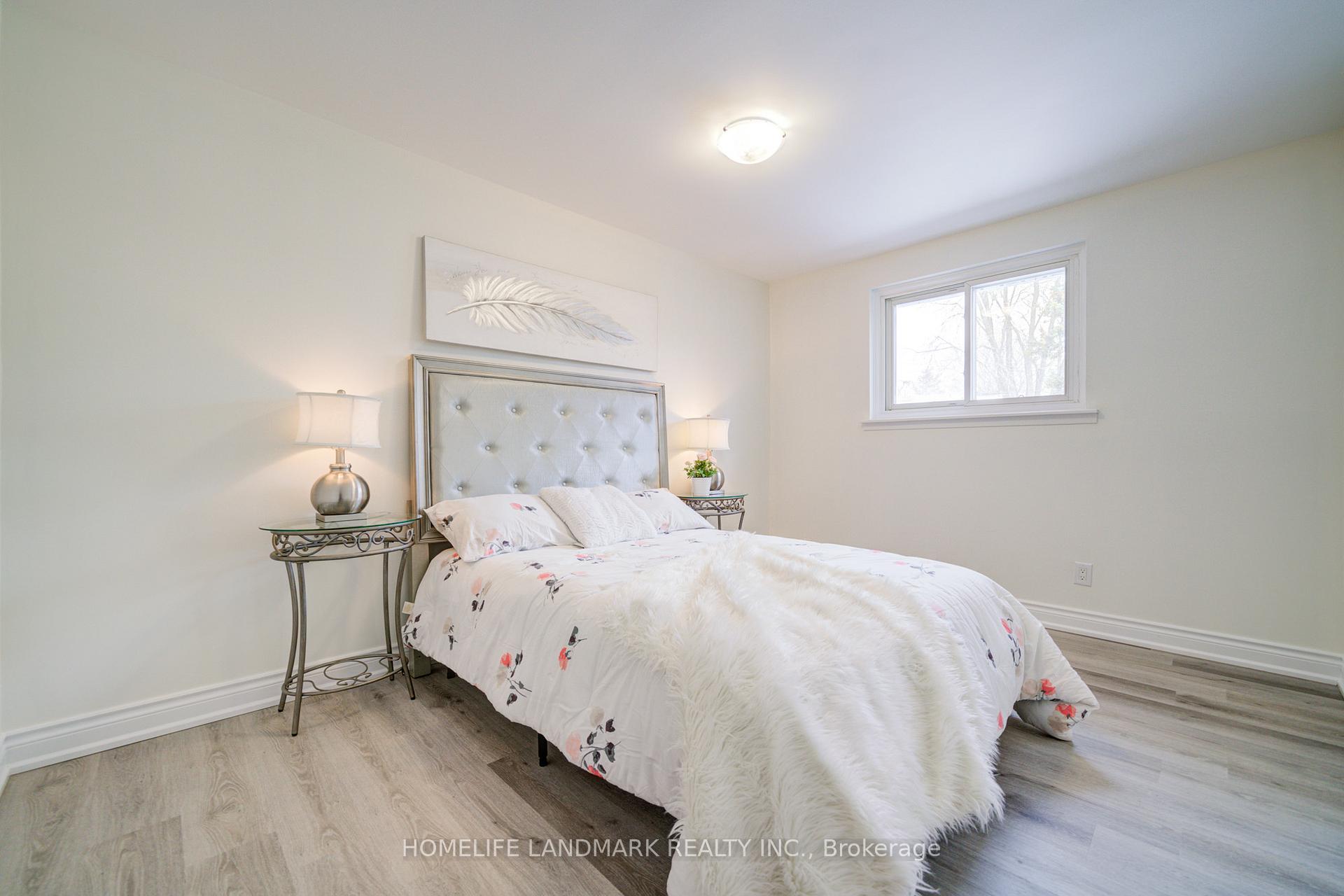 Photo 15 of 1323 Fundy Court, Oshawa, Lakeview — HOMEH