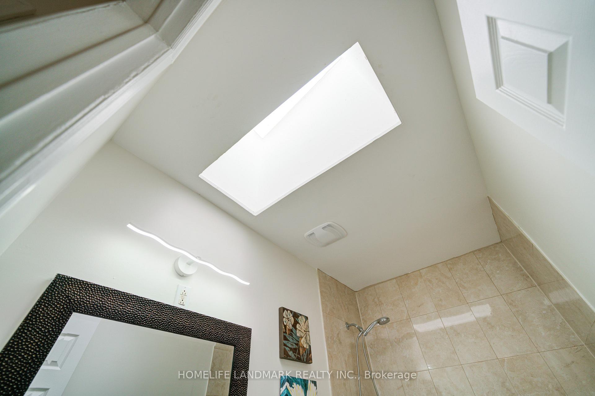 Photo 23 of 1323 Fundy Court, Oshawa, Lakeview — HOMEH