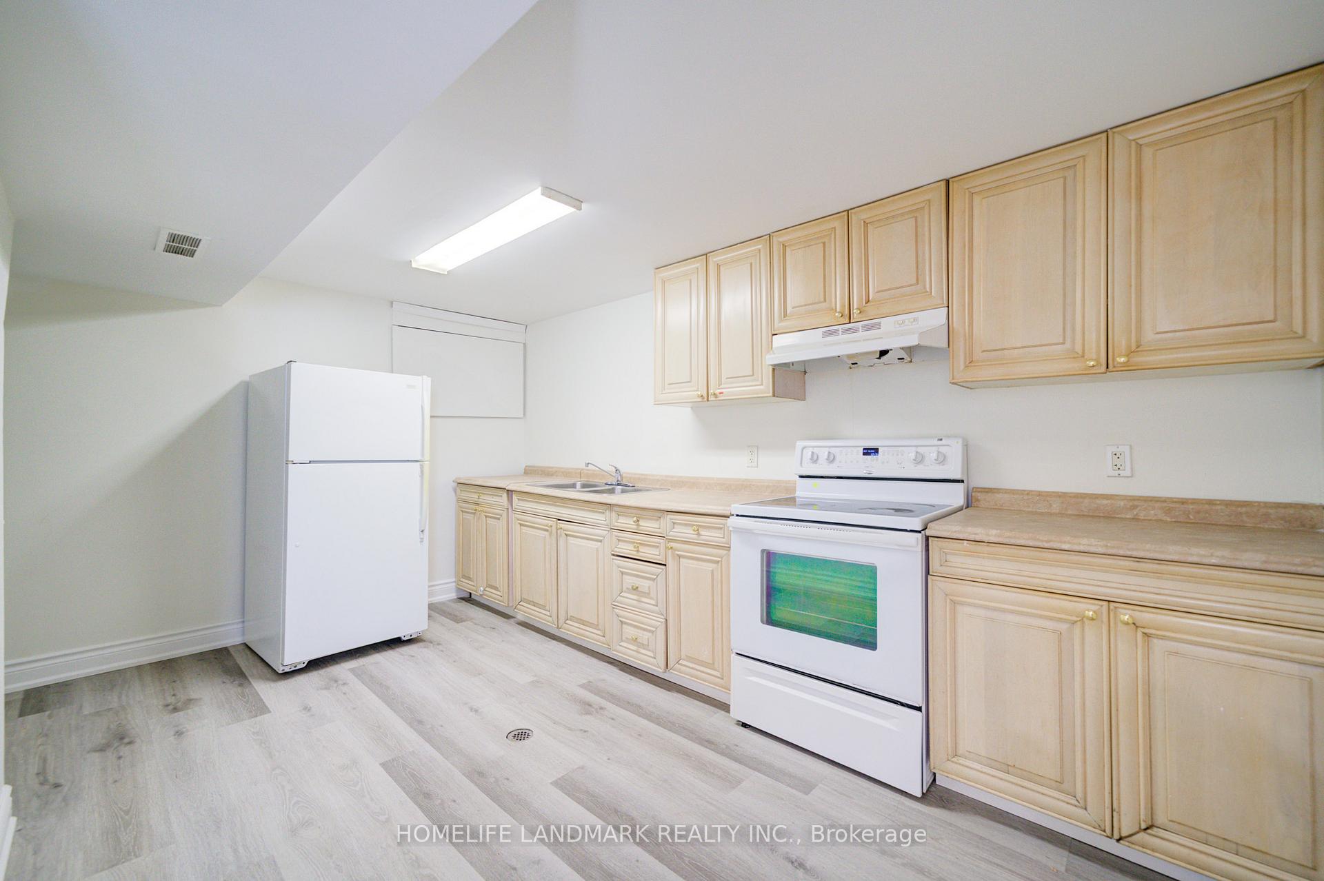 Photo 26 of 1323 Fundy Court, Oshawa, Lakeview — HOMEH