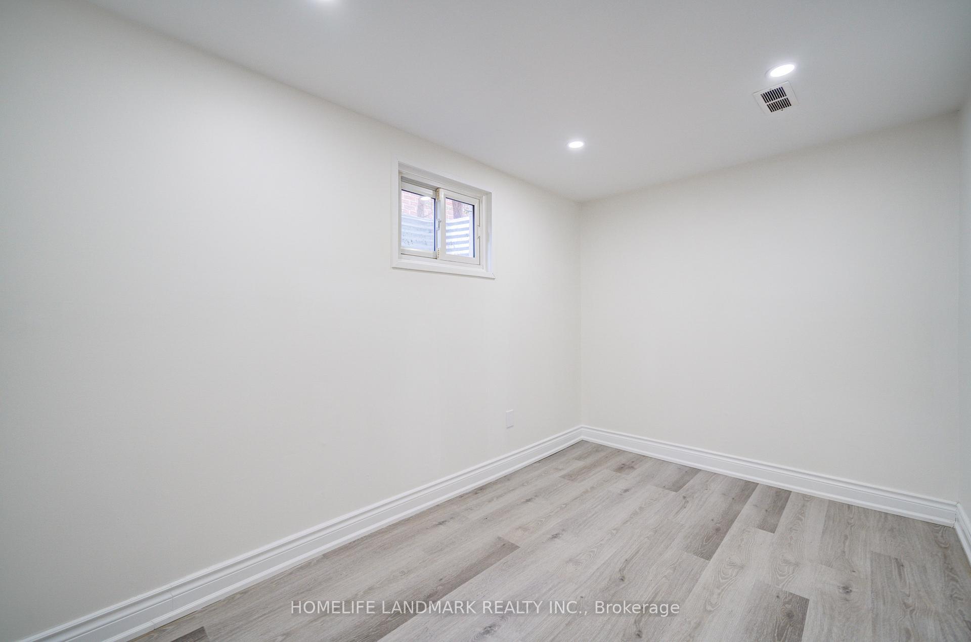 Photo 31 of 1323 Fundy Court, Oshawa, Lakeview — HOMEH