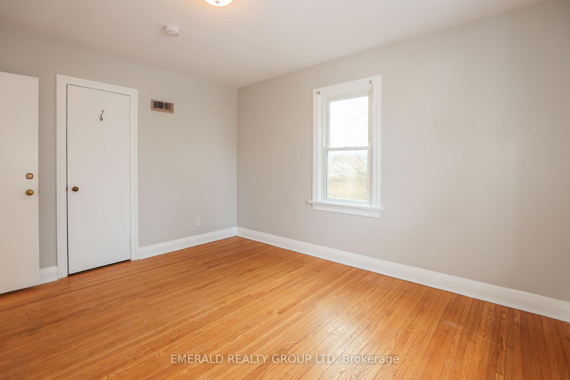 Photo 10 of 28 Rosewood Avenue, Welland, Prince Charles — HOMEH