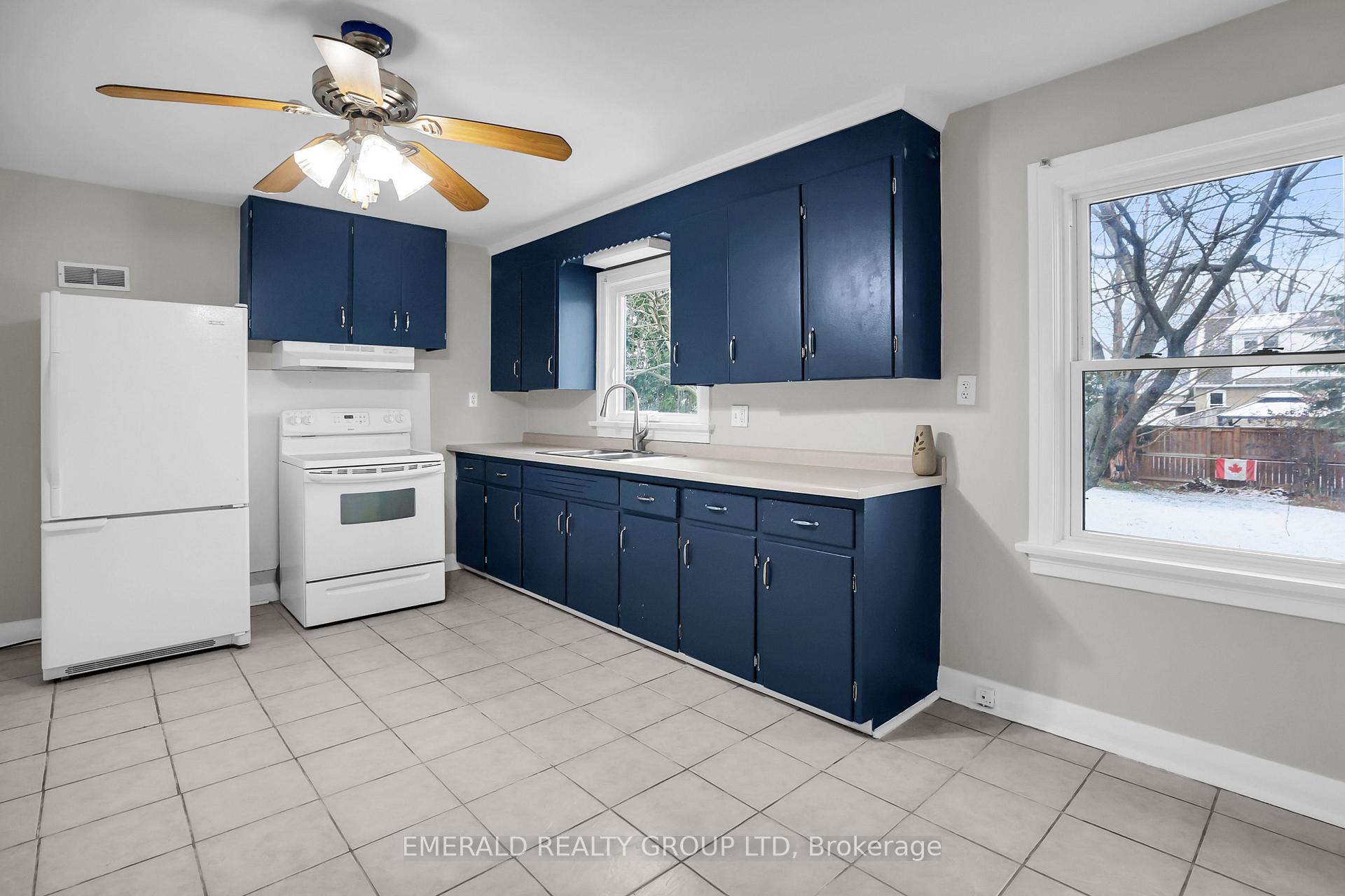 Photo 17 of 28 Rosewood Avenue, Welland, Prince Charles — HOMEH
