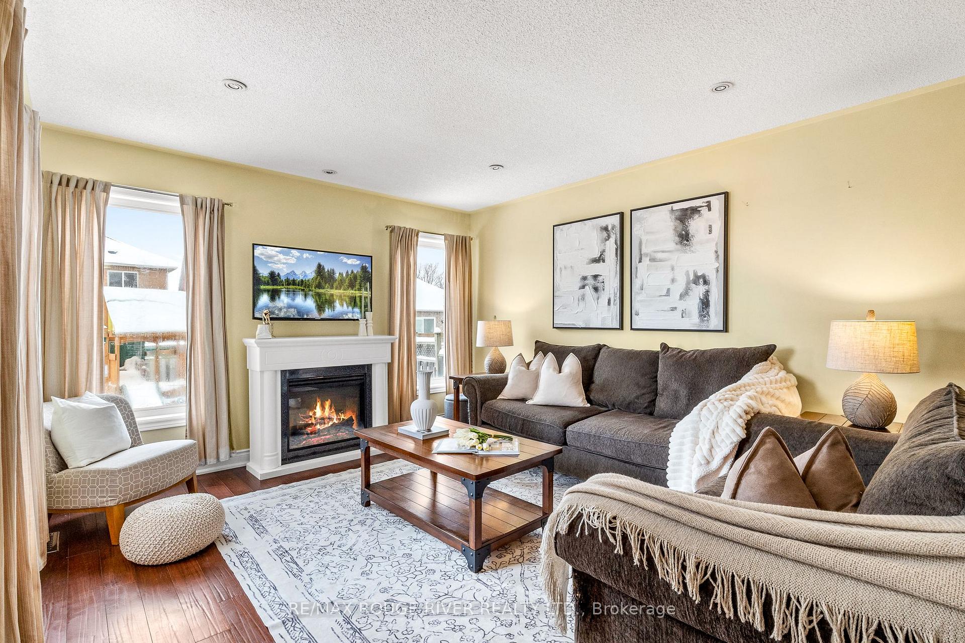 Photo 15 of 108 Gateway Court, Whitby, Taunton North — HOMEH