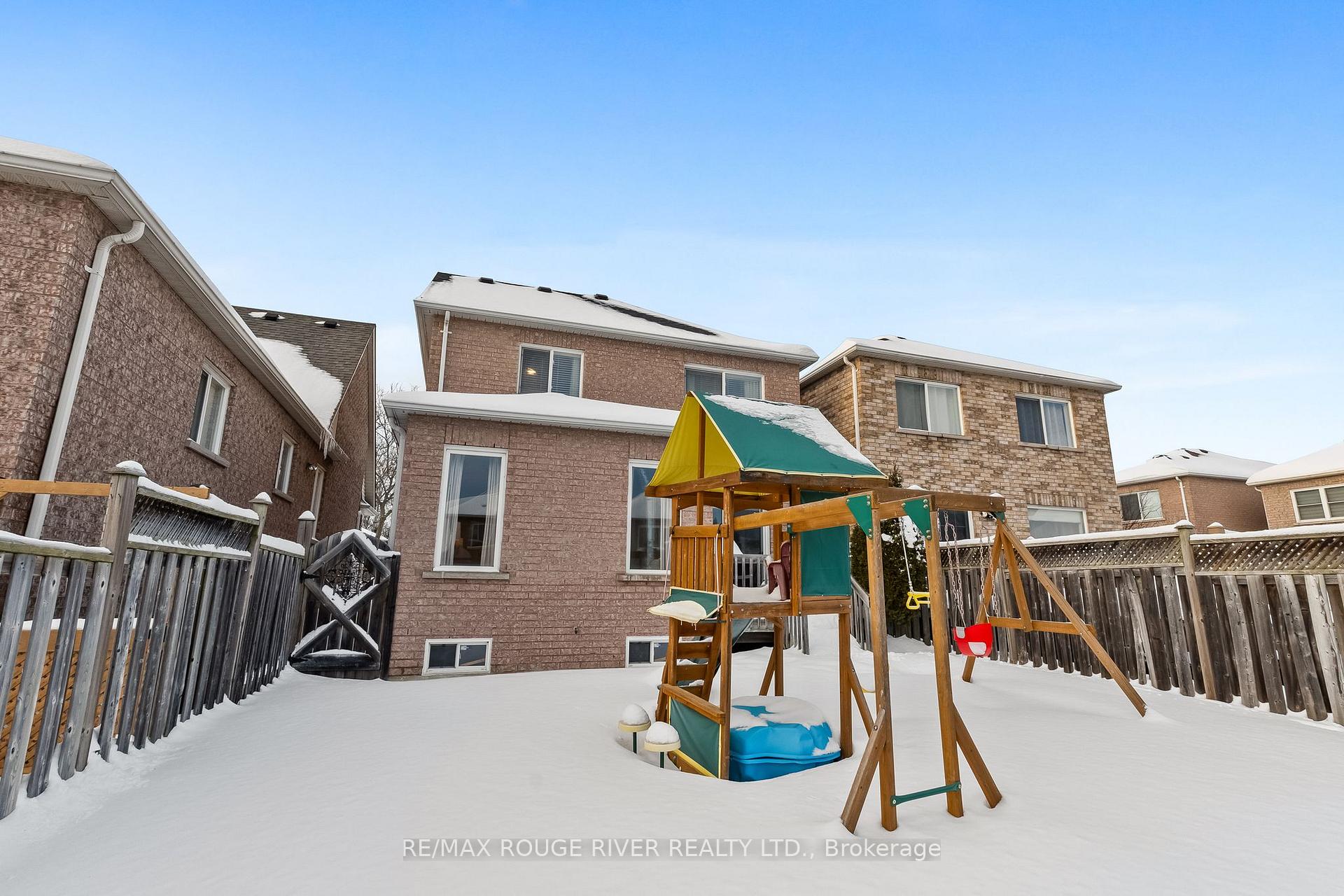 Photo 42 of 108 Gateway Court, Whitby, Taunton North — HOMEH