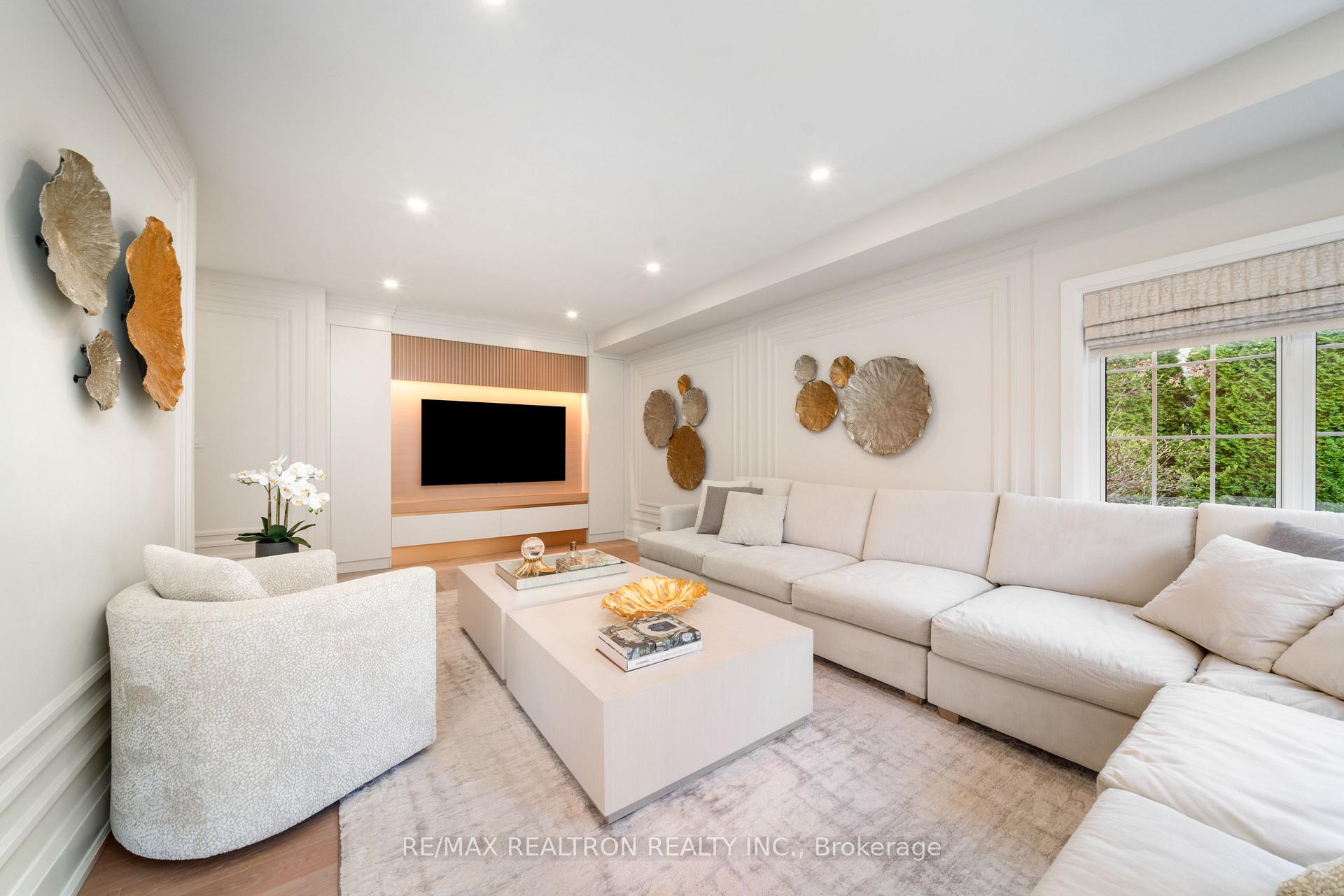 Photo 17 of 147 Laurentian Boulevard, Vaughan, Rural Vaughan — HOMEH