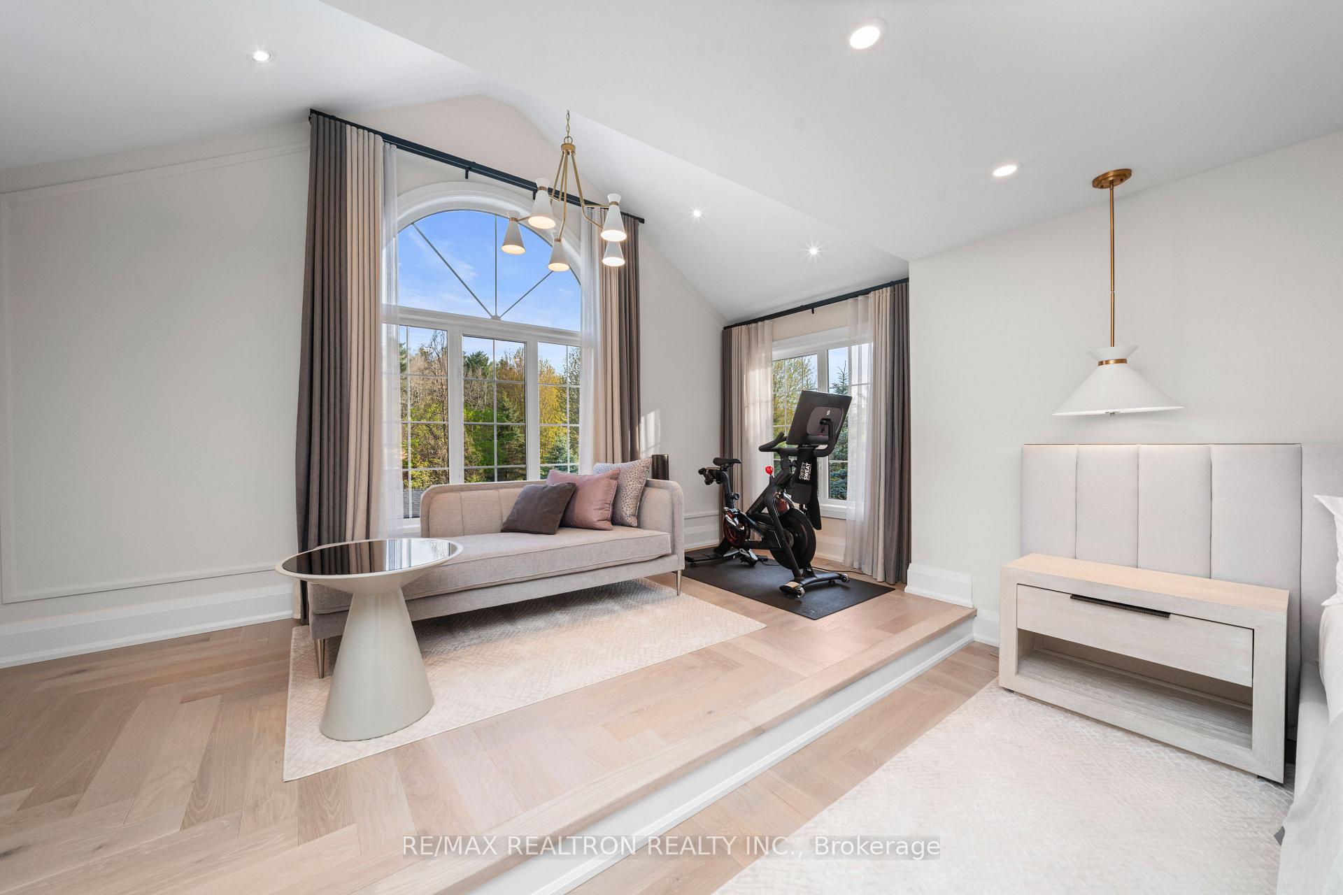 Photo 26 of 147 Laurentian Boulevard, Vaughan, Rural Vaughan — HOMEH
