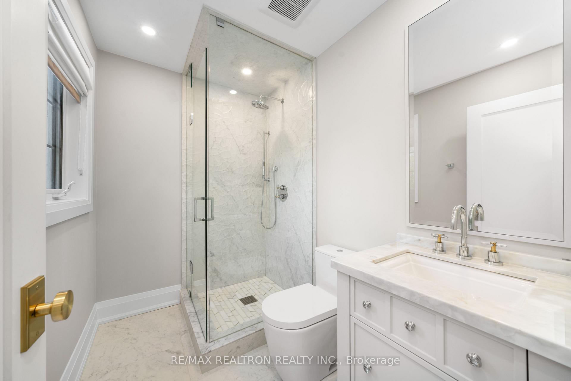 Photo 35 of 147 Laurentian Boulevard, Vaughan, Rural Vaughan — HOMEH