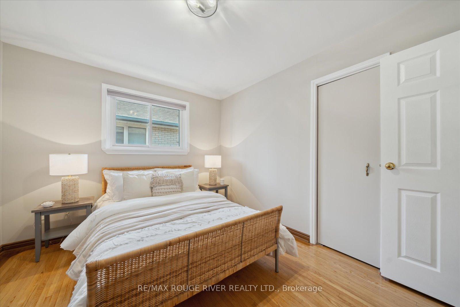 Photo 15 of 270 Labrador Drive, Oshawa, Donevan — HOMEH