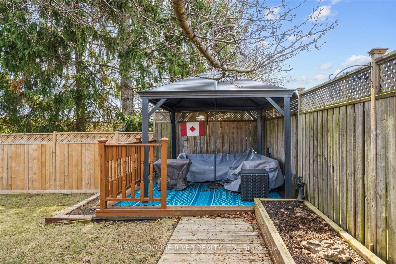 Photo 39 of 270 Labrador Drive, Oshawa, Donevan — HOMEH