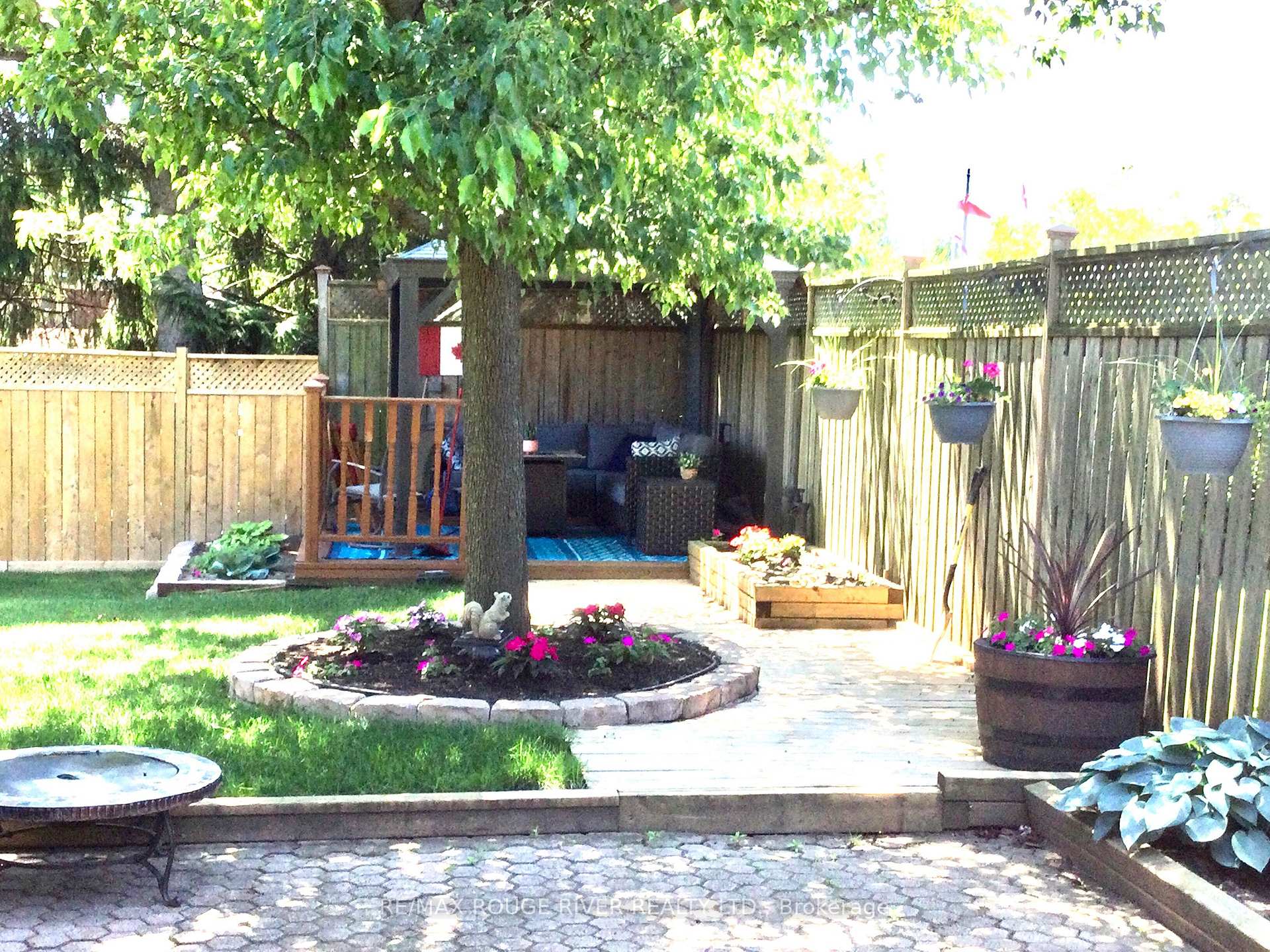 Photo 43 of 270 Labrador Drive, Oshawa, Donevan — HOMEH