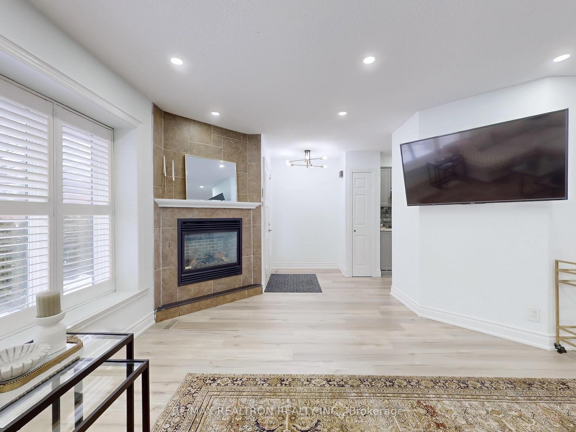 Photo 6 of 7 Cardiff Court, Whitby, Lynde Creek — HOMEH