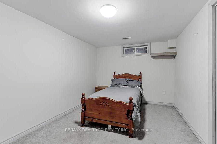 Photo 29 of 7 Cardiff Court, Whitby, Lynde Creek — HOMEH