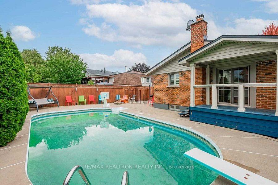 Photo 37 of 7 Cardiff Court, Whitby, Lynde Creek — HOMEH