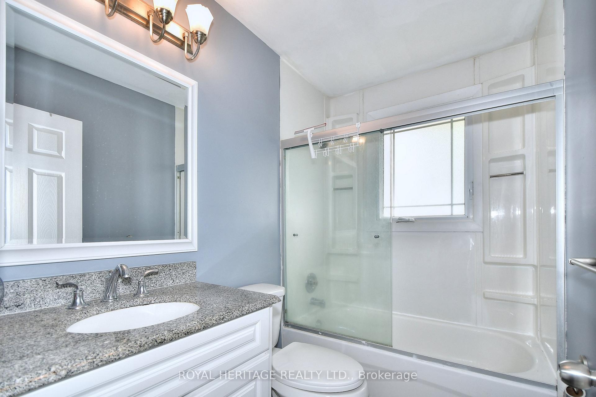 Photo 16 of 819 Brookdale Crescent, Peterborough, Northcrest Ward 5 — HOMEH