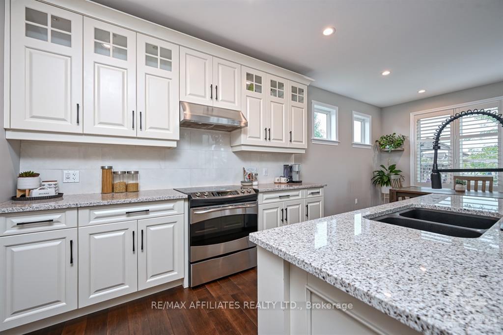 Photo 9 of 1457 Comfrey Crescent, Ottawa, Notting Hill/Summerside — HOMEH