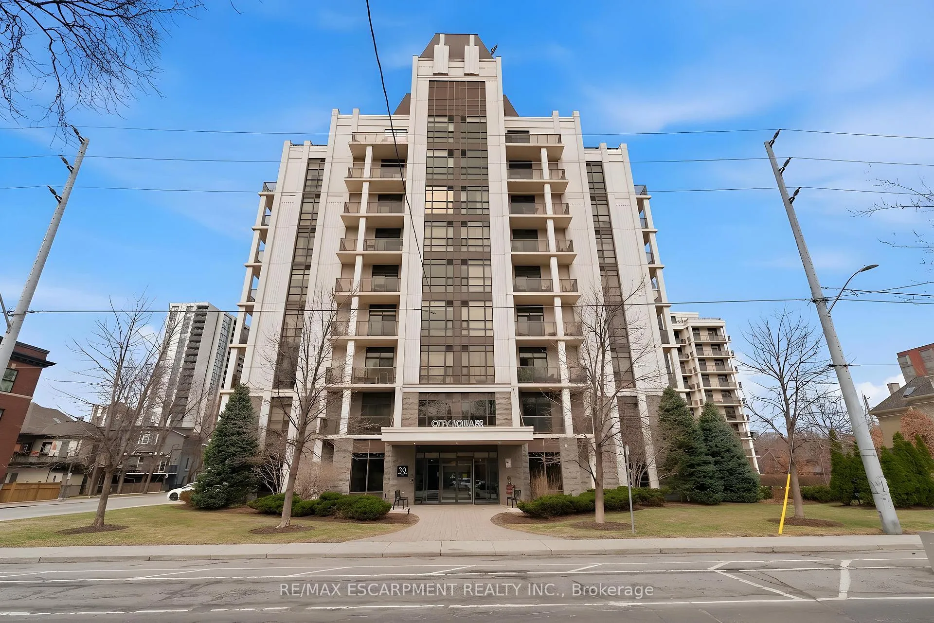 Photo of Unit PH1, 90 Charlton Avenue W