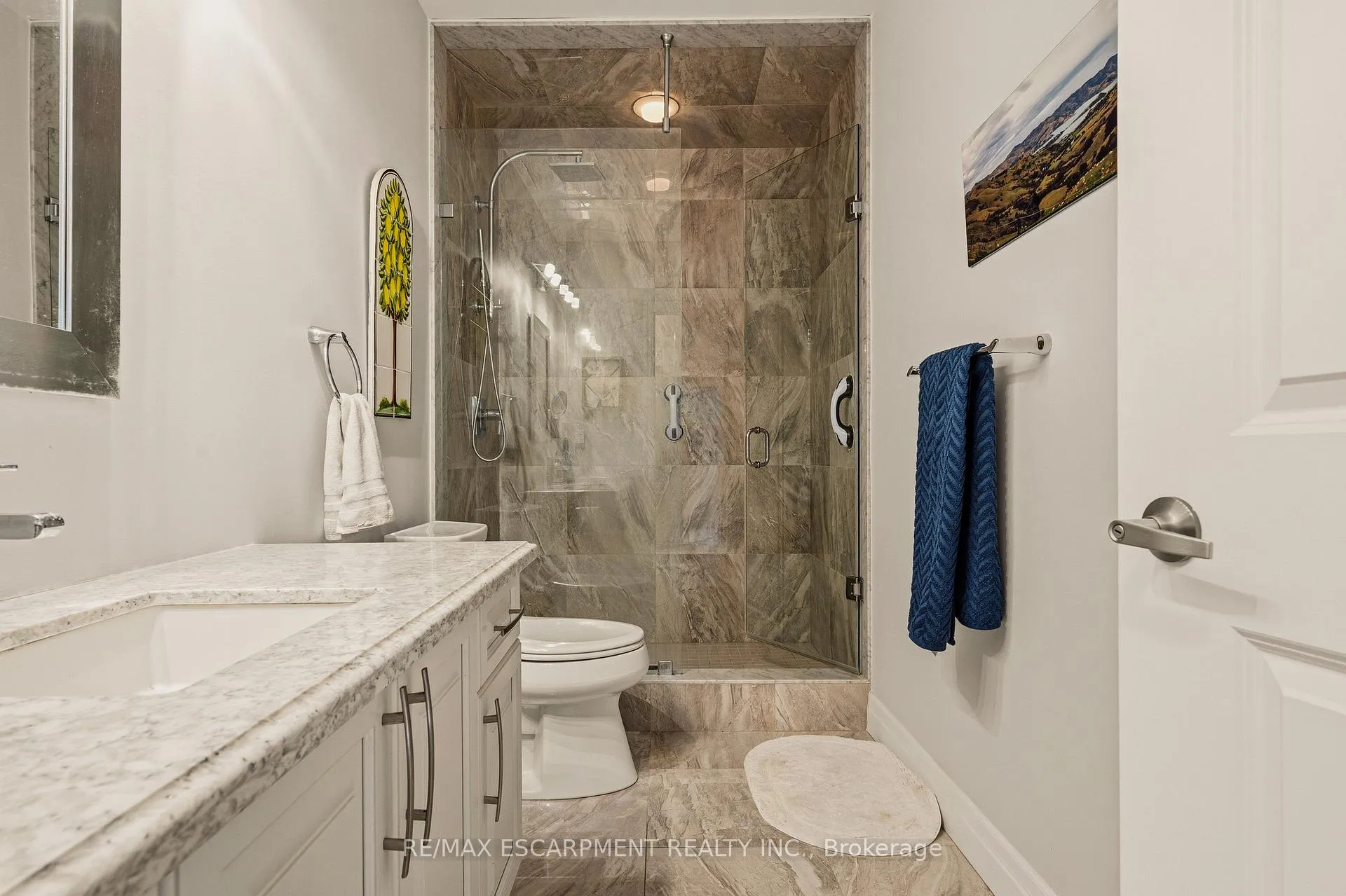 Photo 23 of Unit PH1, 90 Charlton Avenue W, Hamilton, Durand — HOMEH