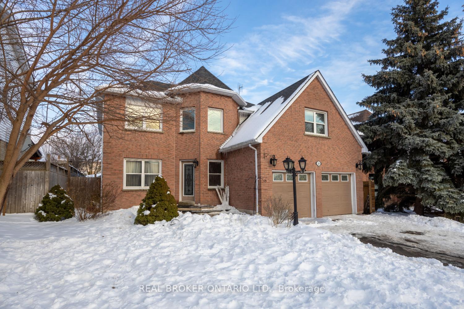 Front of 28 Fairmeadow Place