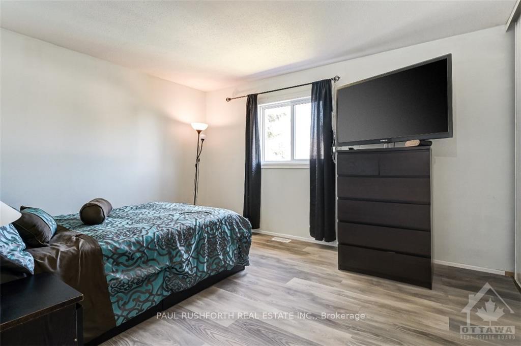Photo 11 of 621 Wilkie Drive, Ottawa, Fallingbrook/Pineridge — HOMEH