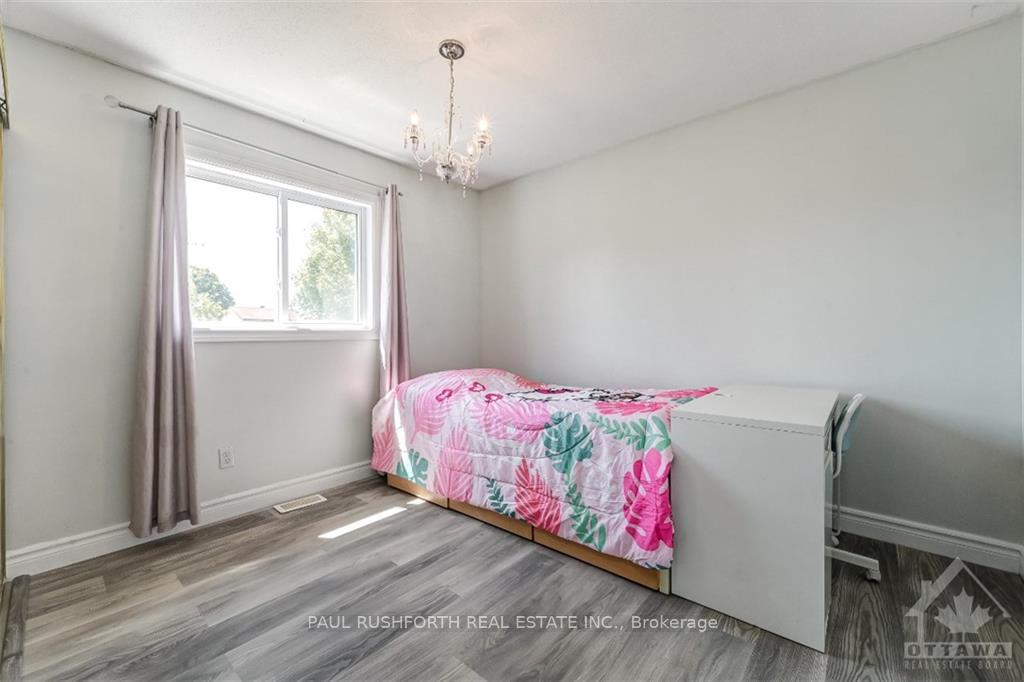 Photo 13 of 621 Wilkie Drive, Ottawa, Fallingbrook/Pineridge — HOMEH