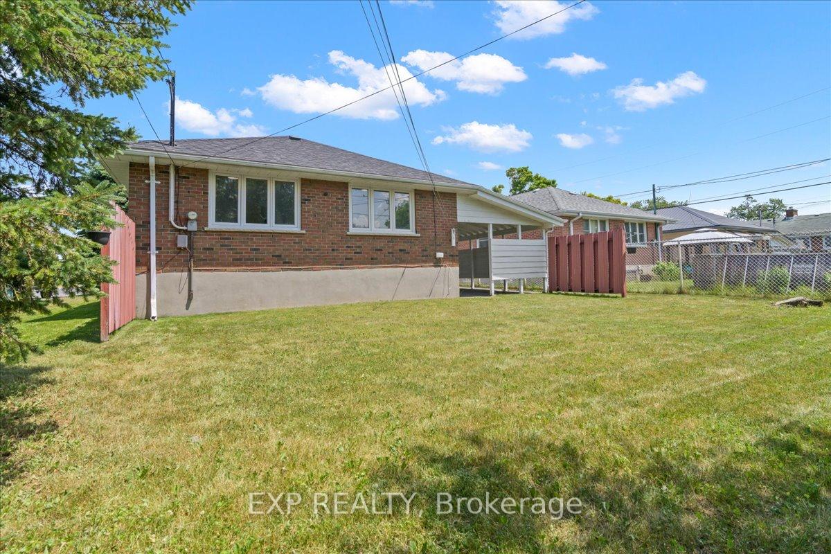 Photo 39 of 777 Barbara Crescent, Peterborough, Otonabee Ward 1 — HOMEH