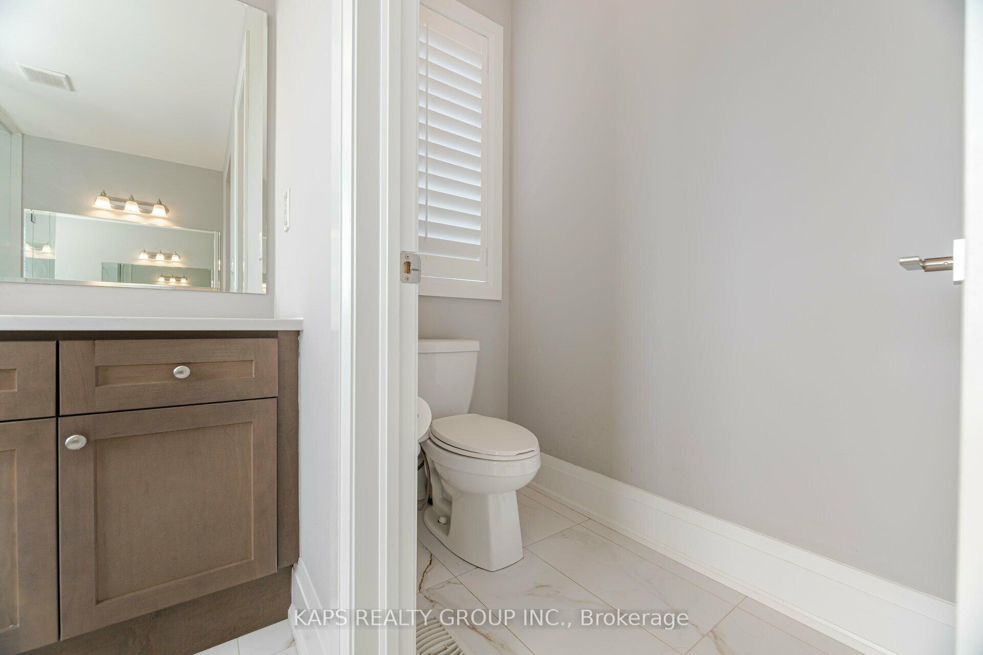 Photo 22 of 208 Faust Ridge, Vaughan, Kleinburg — HOMEH