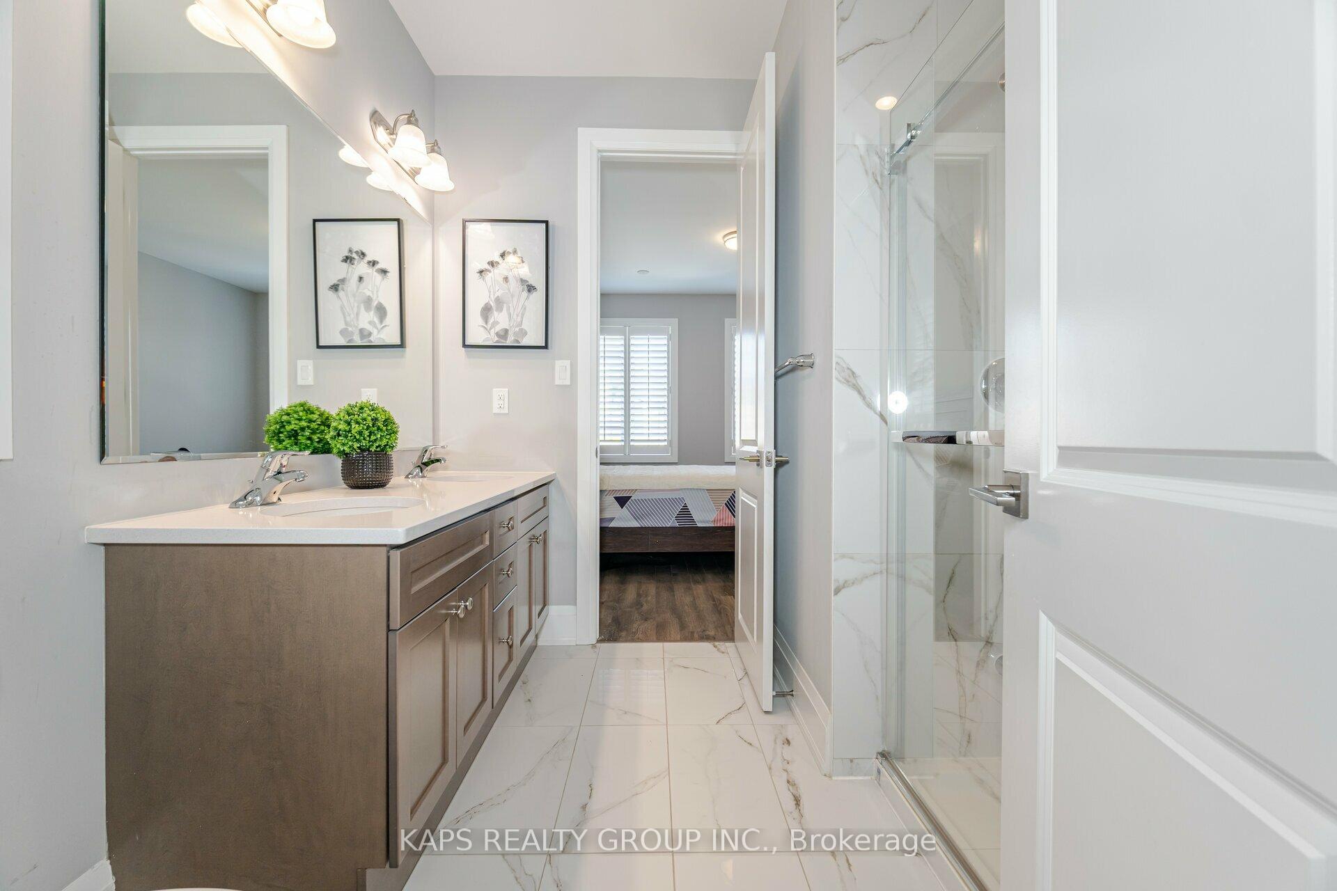 Photo 26 of 208 Faust Ridge, Vaughan, Kleinburg — HOMEH