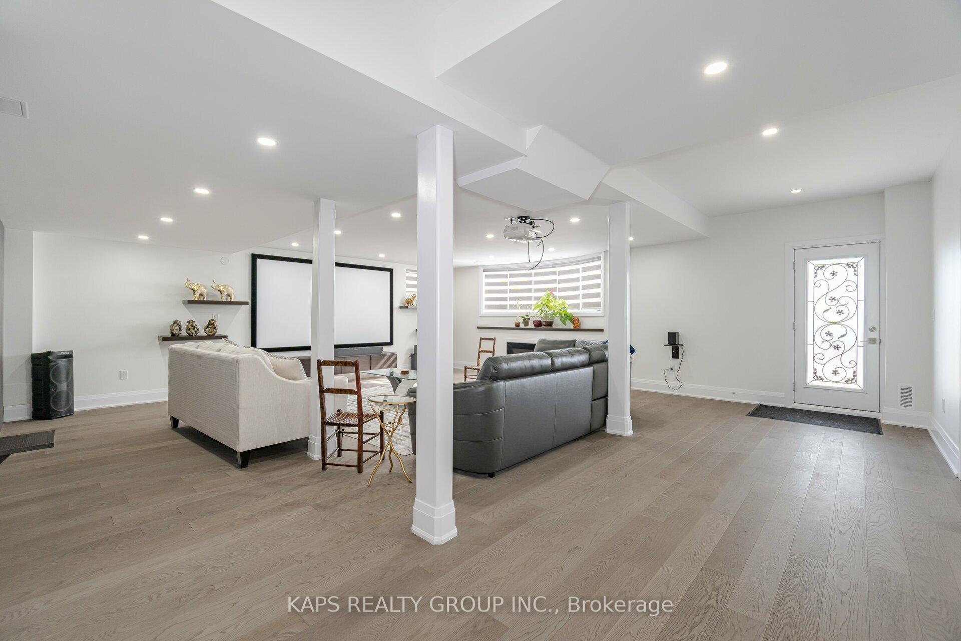 Photo 38 of 208 Faust Ridge, Vaughan, Kleinburg — HOMEH