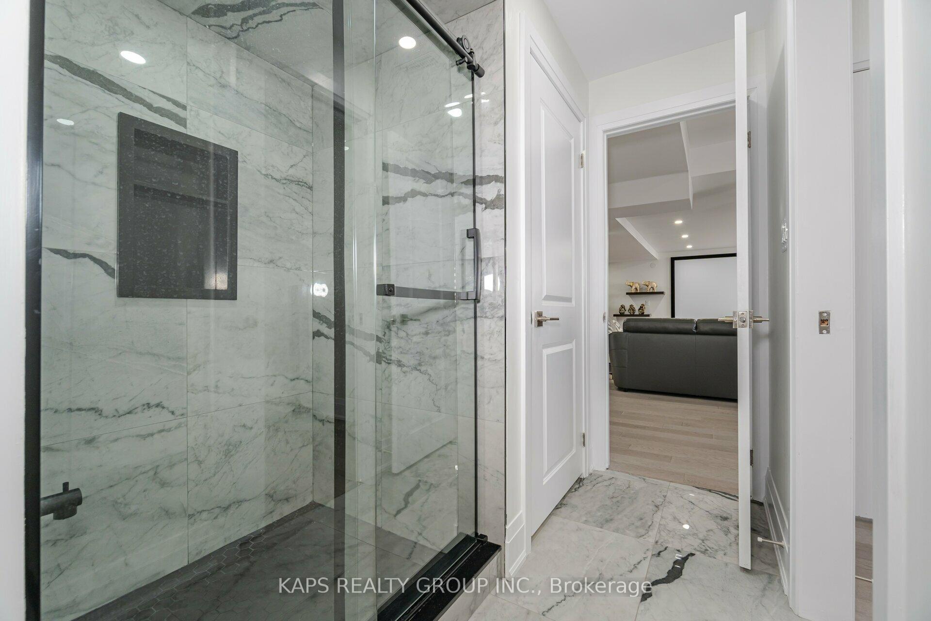 Photo 42 of 208 Faust Ridge, Vaughan, Kleinburg — HOMEH