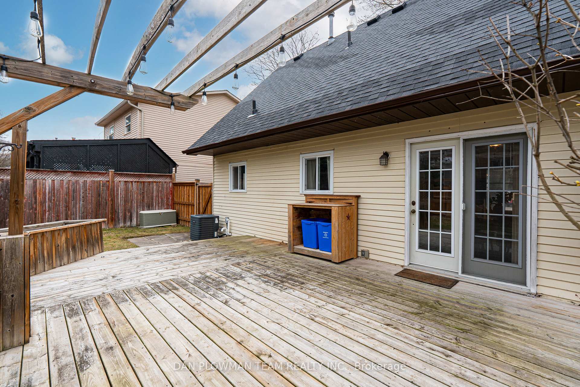 Photo 32 of 393 Dickens Drive, Oshawa, Eastdale — HOMEH