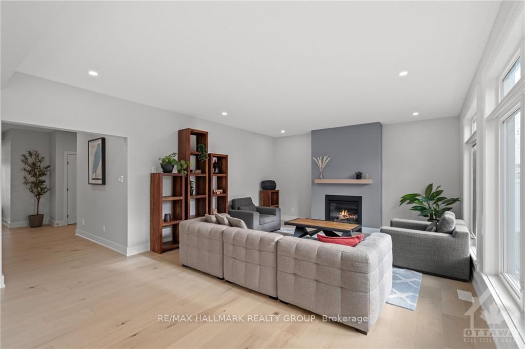 Photo 6 of 351 Kanashtage Terrace, Ottawa, Camelot — HOMEH