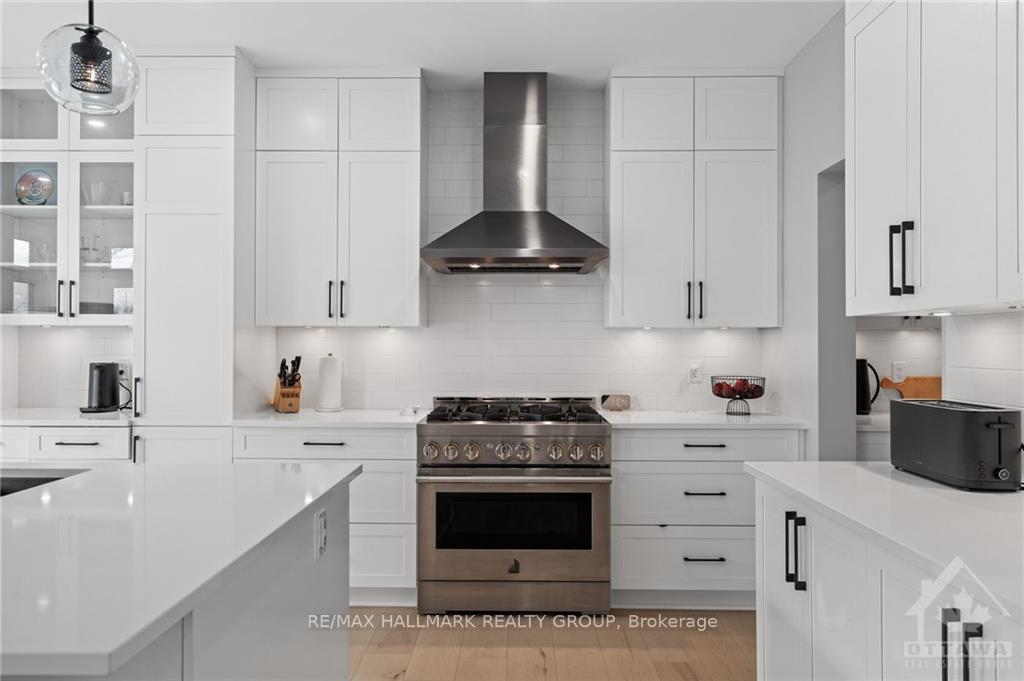 Photo 10 of 351 Kanashtage Terrace, Ottawa, Camelot — HOMEH