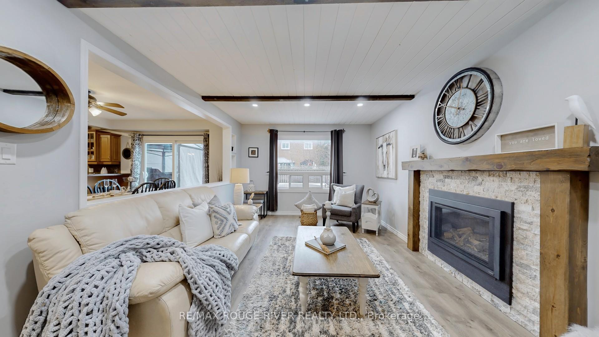 Photo 11 of 39 Falstaff Crescent, Whitby, Rolling Acres — HOMEH