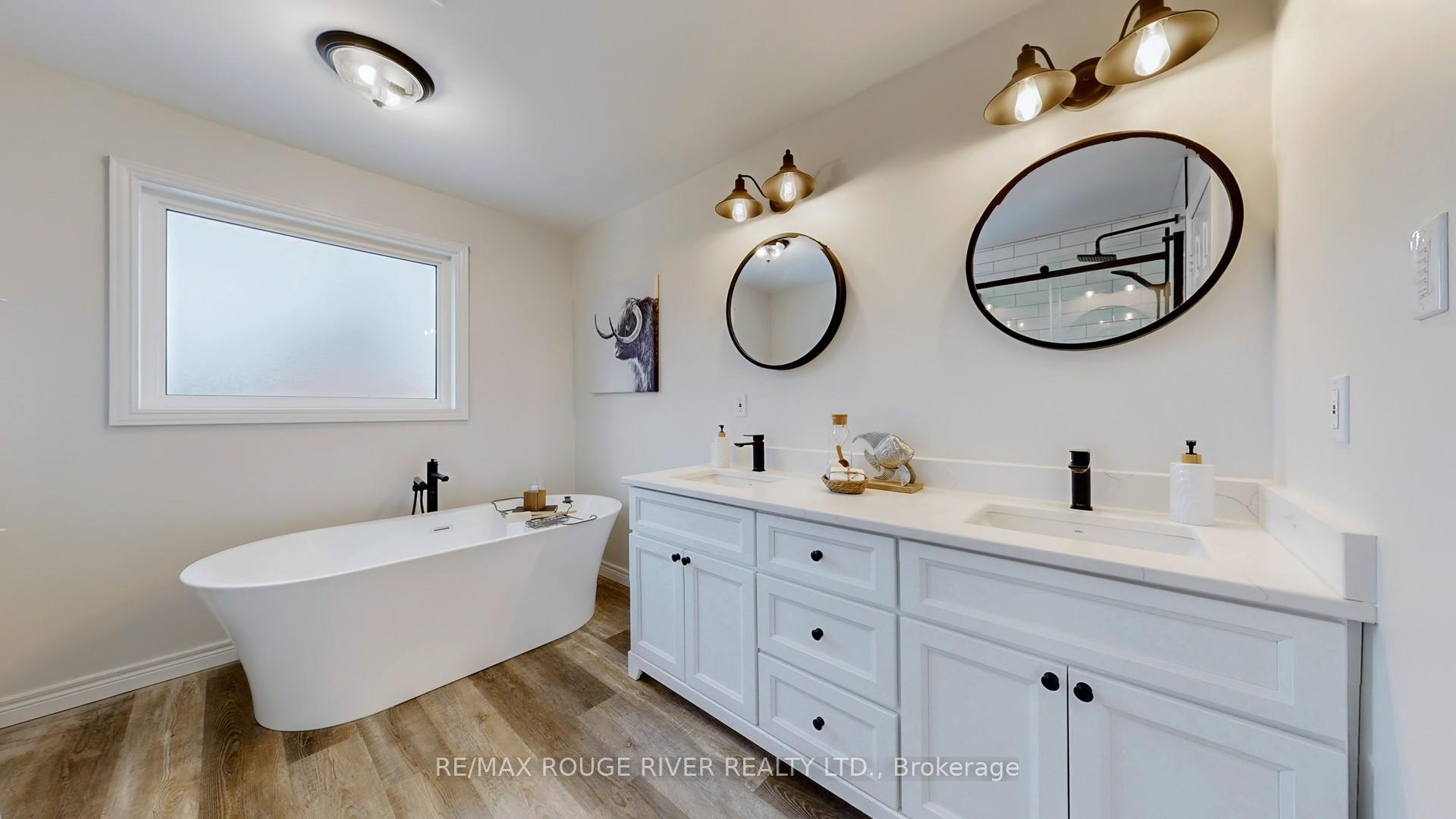 Photo 26 of 39 Falstaff Crescent, Whitby, Rolling Acres — HOMEH