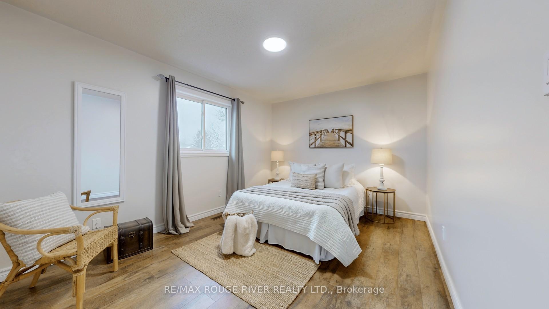 Photo 30 of 39 Falstaff Crescent, Whitby, Rolling Acres — HOMEH