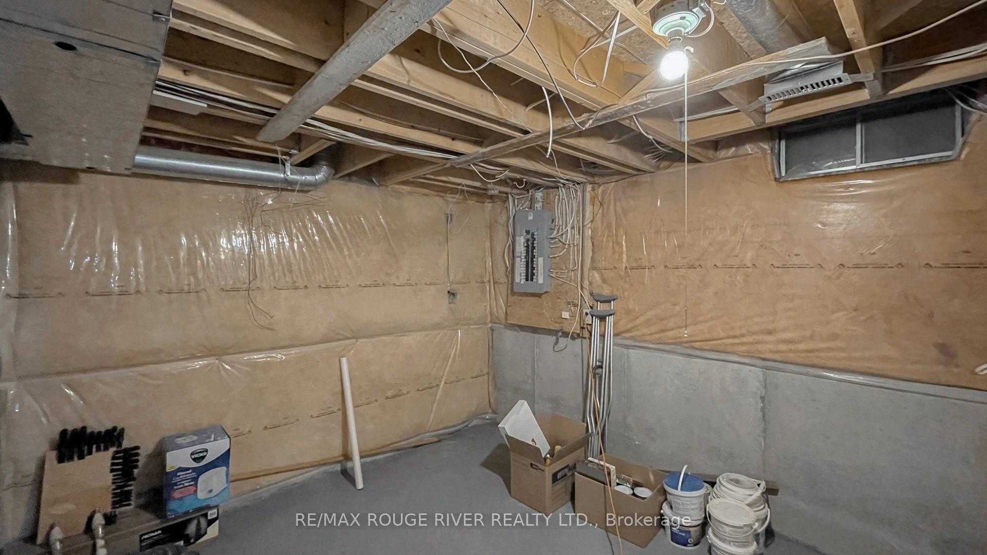 Photo 41 of 39 Falstaff Crescent, Whitby, Rolling Acres — HOMEH
