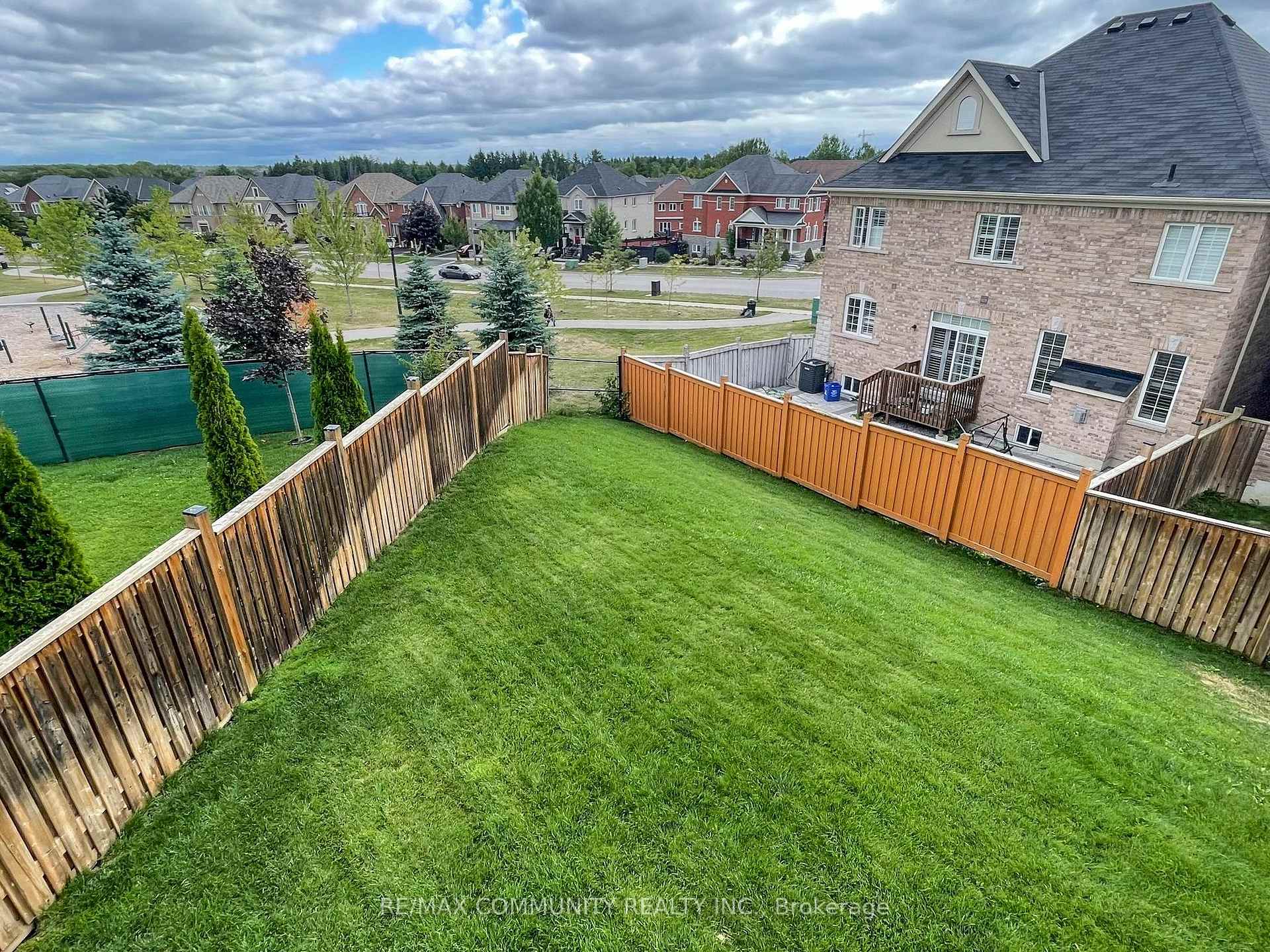 Photo 39 of 11 Sewell Crescent, Ajax, Northeast Ajax — HOMEH