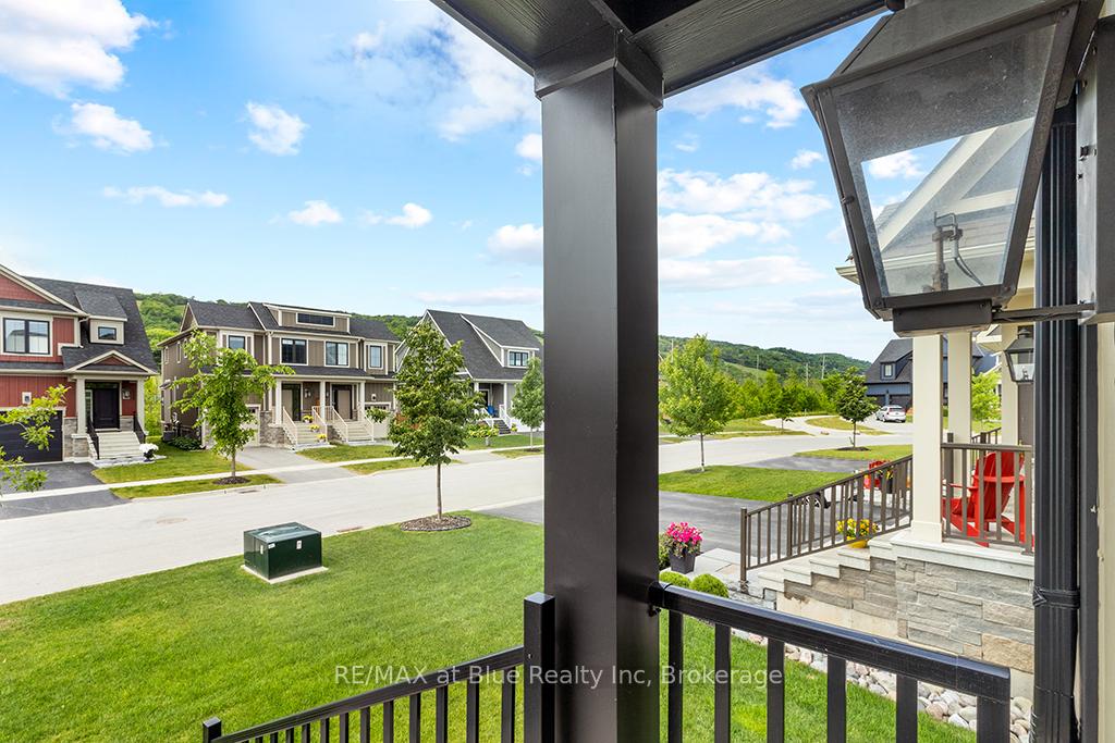 Photo 4 of 219 Yellow Birch Crescent, Blue Mountains — HOMEH