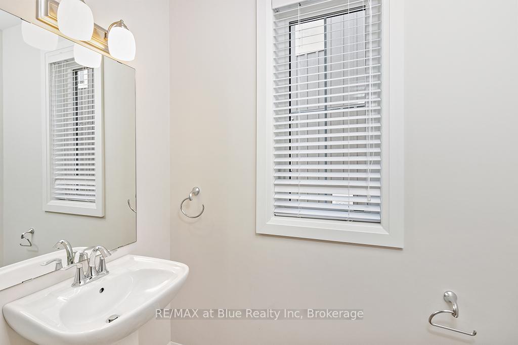Photo 24 of 219 Yellow Birch Crescent, Blue Mountains — HOMEH